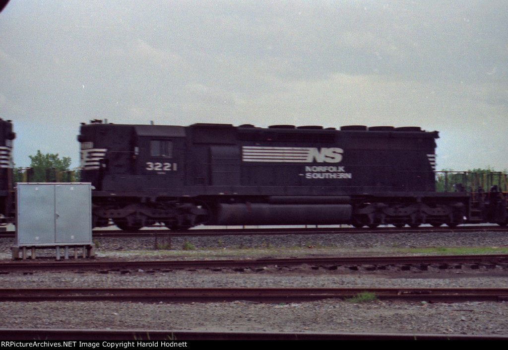 NS 3221